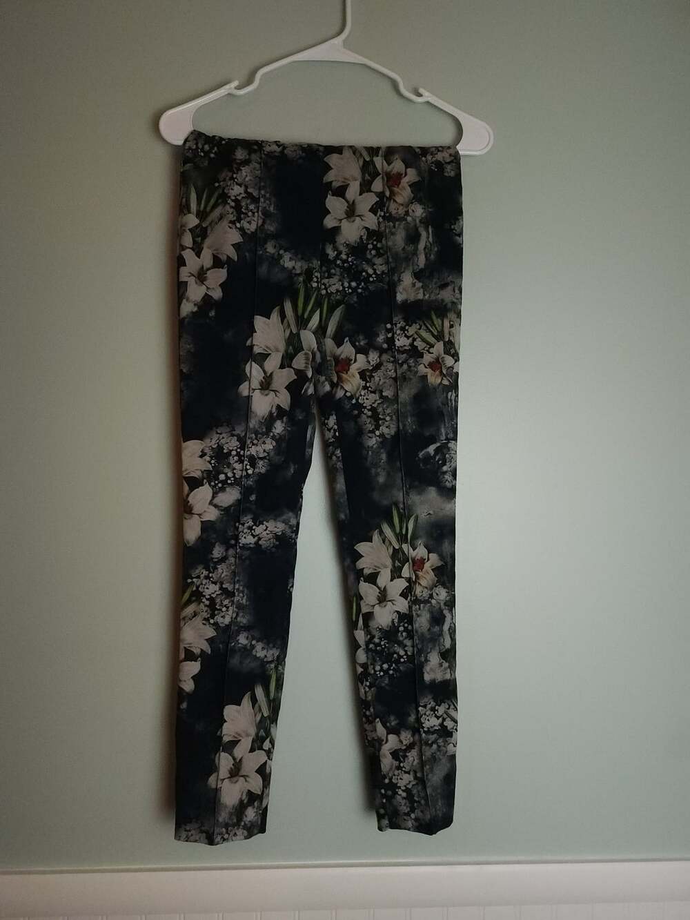 Floralpants Tailoredstyle Joseph Ribkoff Floral Print Slim Leg Pants Size 2